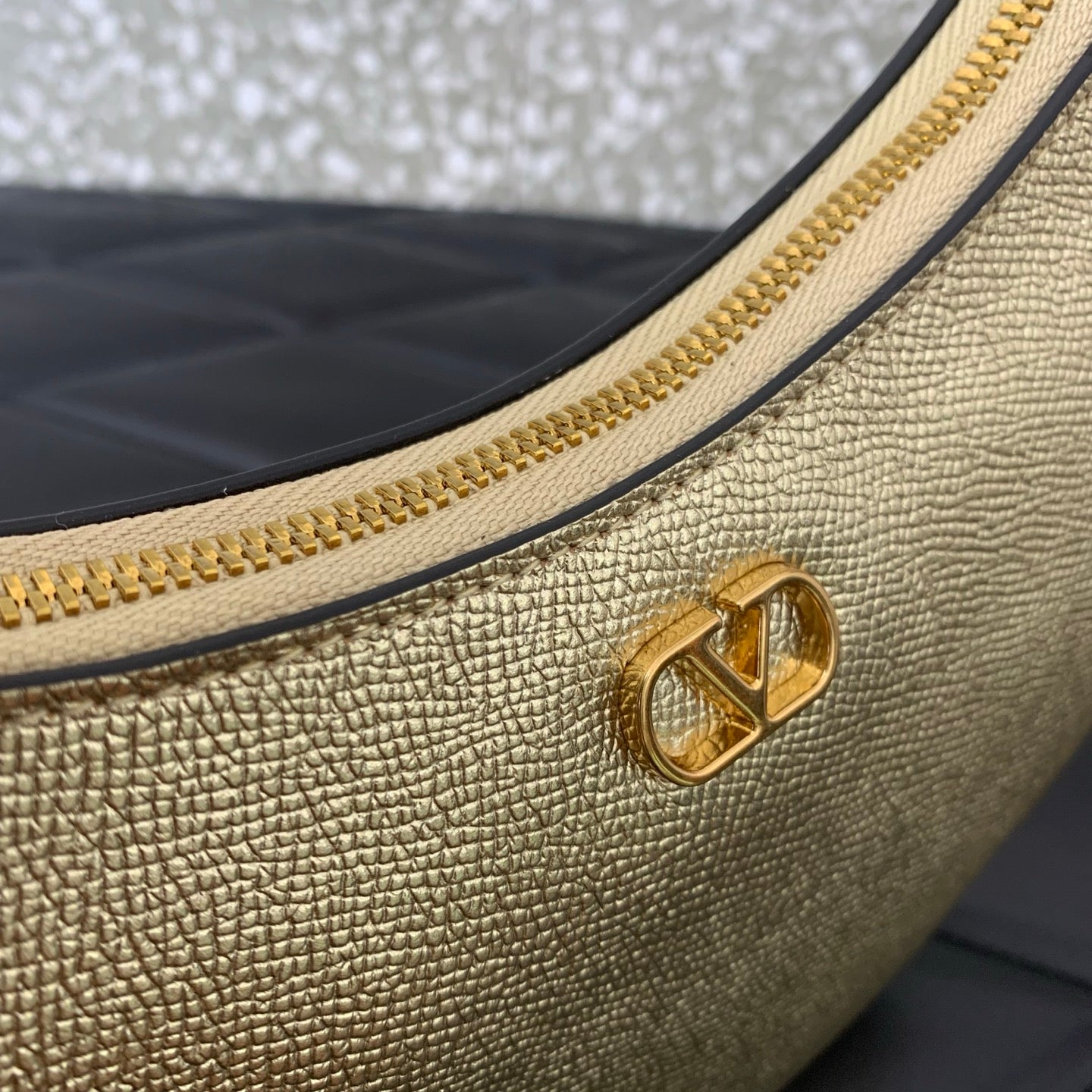 VA GARAVANI VLOGO mini HOBO bag gold calfskin 566877