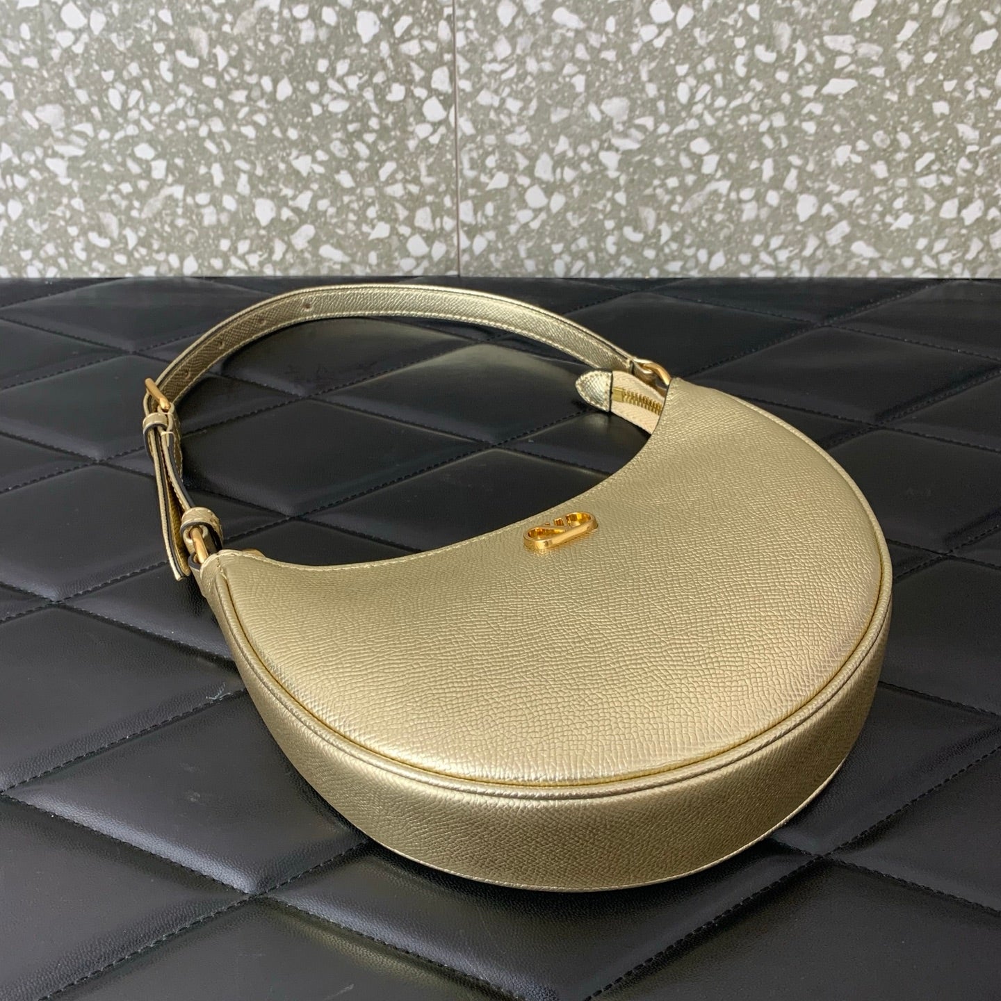 VA GARAVANI VLOGO mini HOBO bag gold calfskin 566877